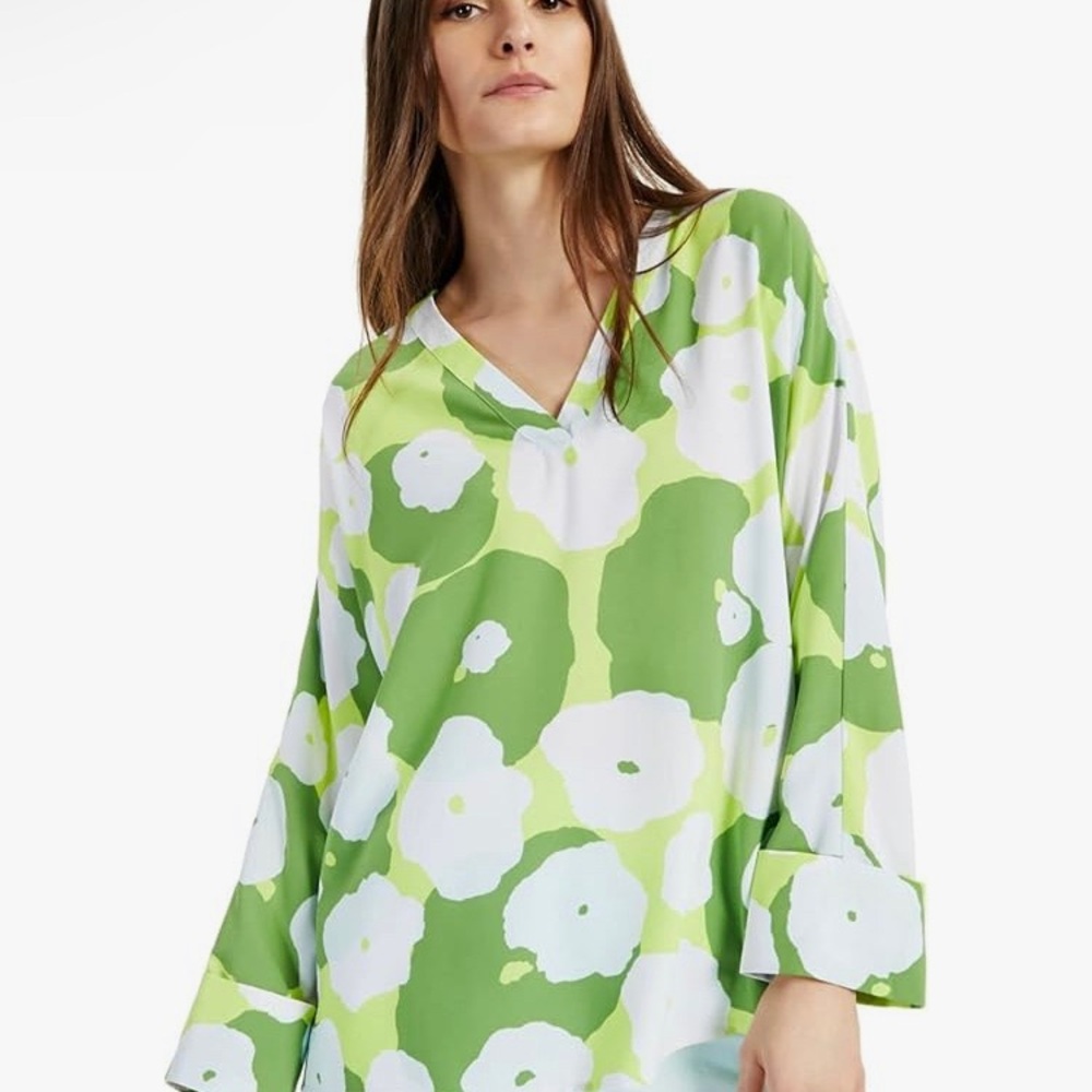 Alfani Women Blouse Floral Cuff Sleeve
Tunic Green & White Floral Blouse 1X NWT